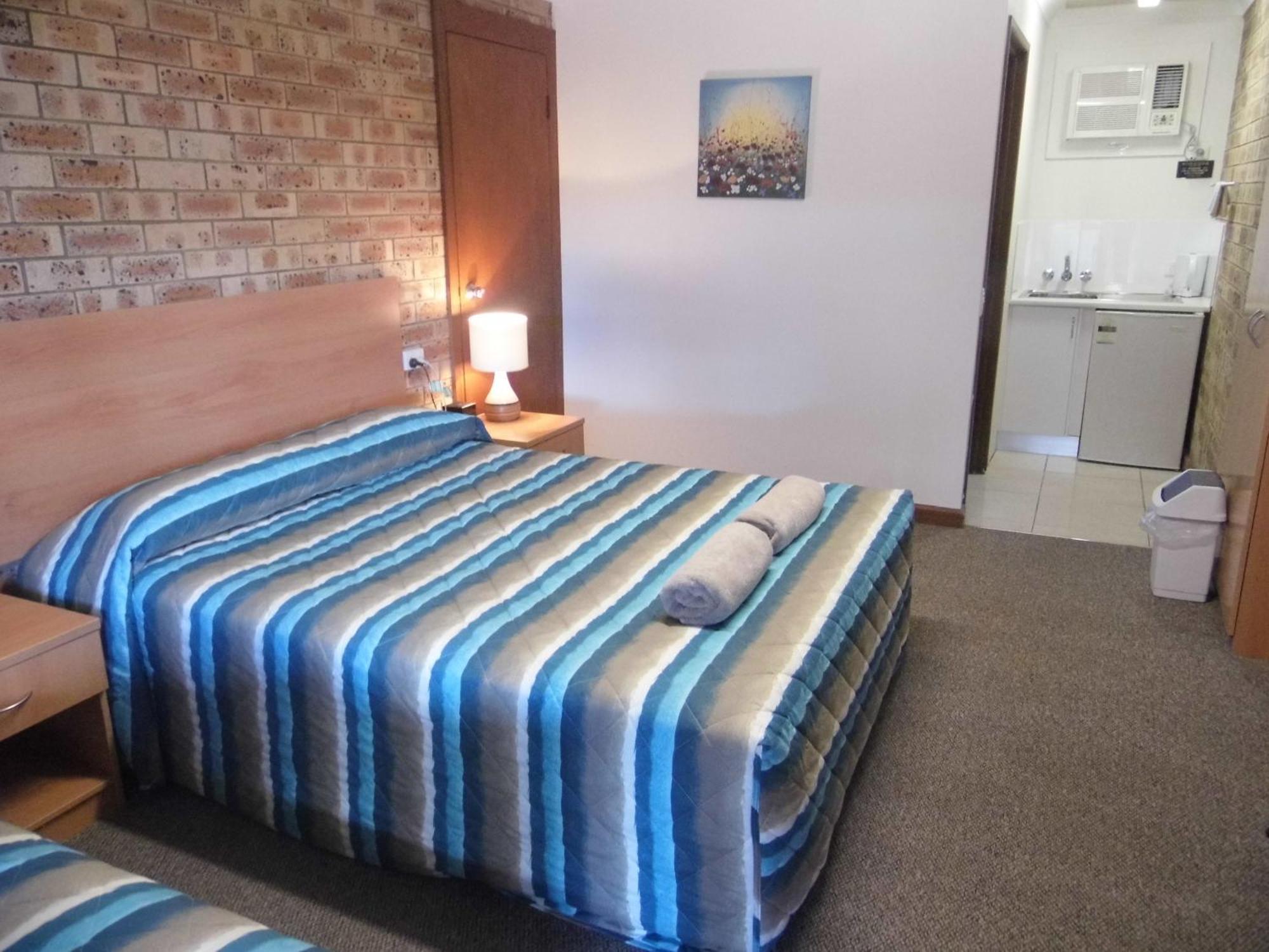 Nanango Fitzroy Motel Phòng bức ảnh