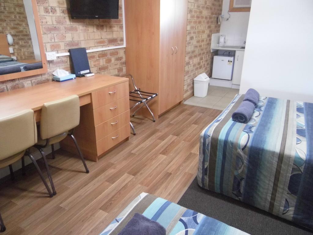 Nanango Fitzroy Motel Ngoại thất bức ảnh