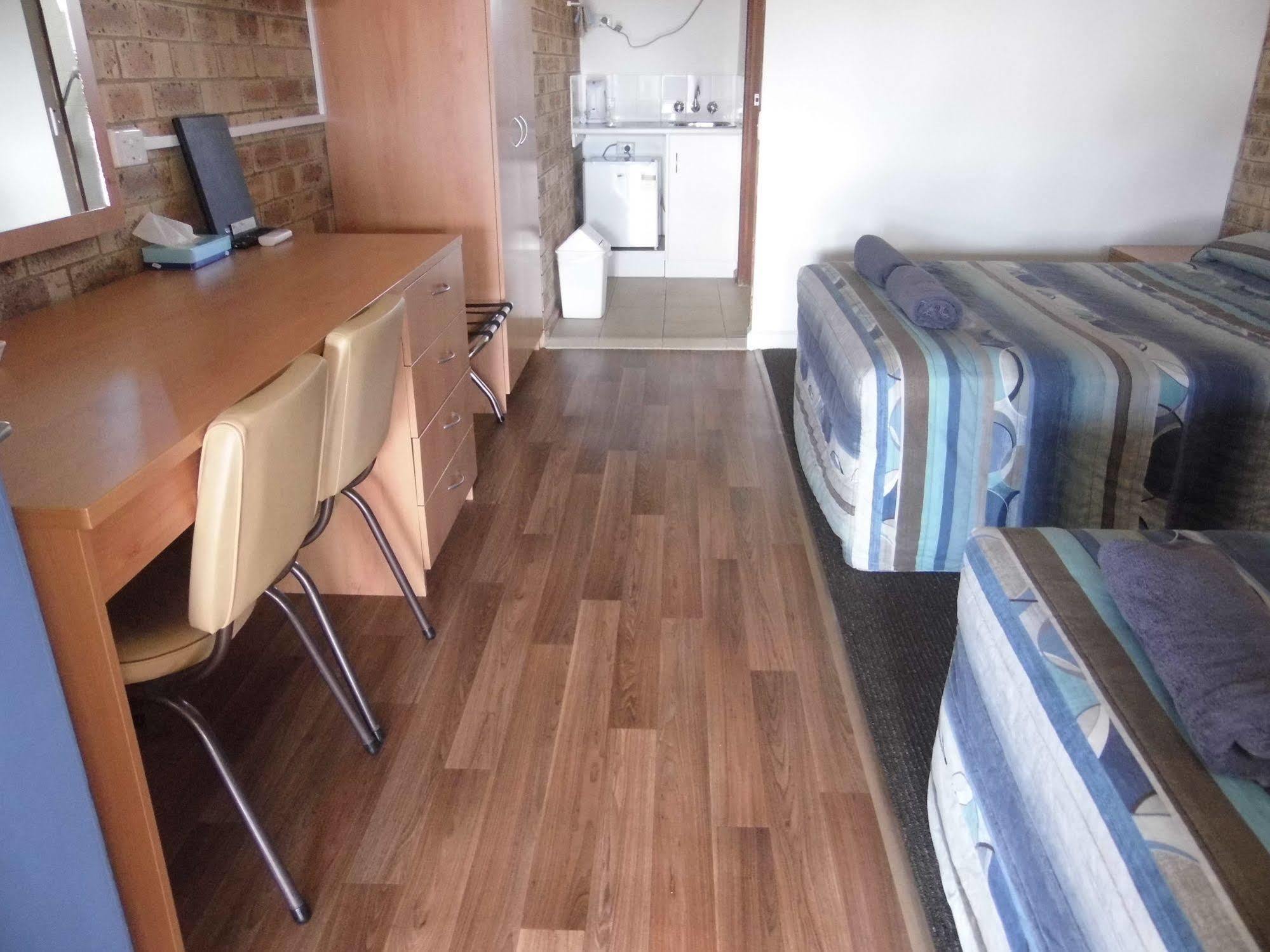 Nanango Fitzroy Motel Ngoại thất bức ảnh