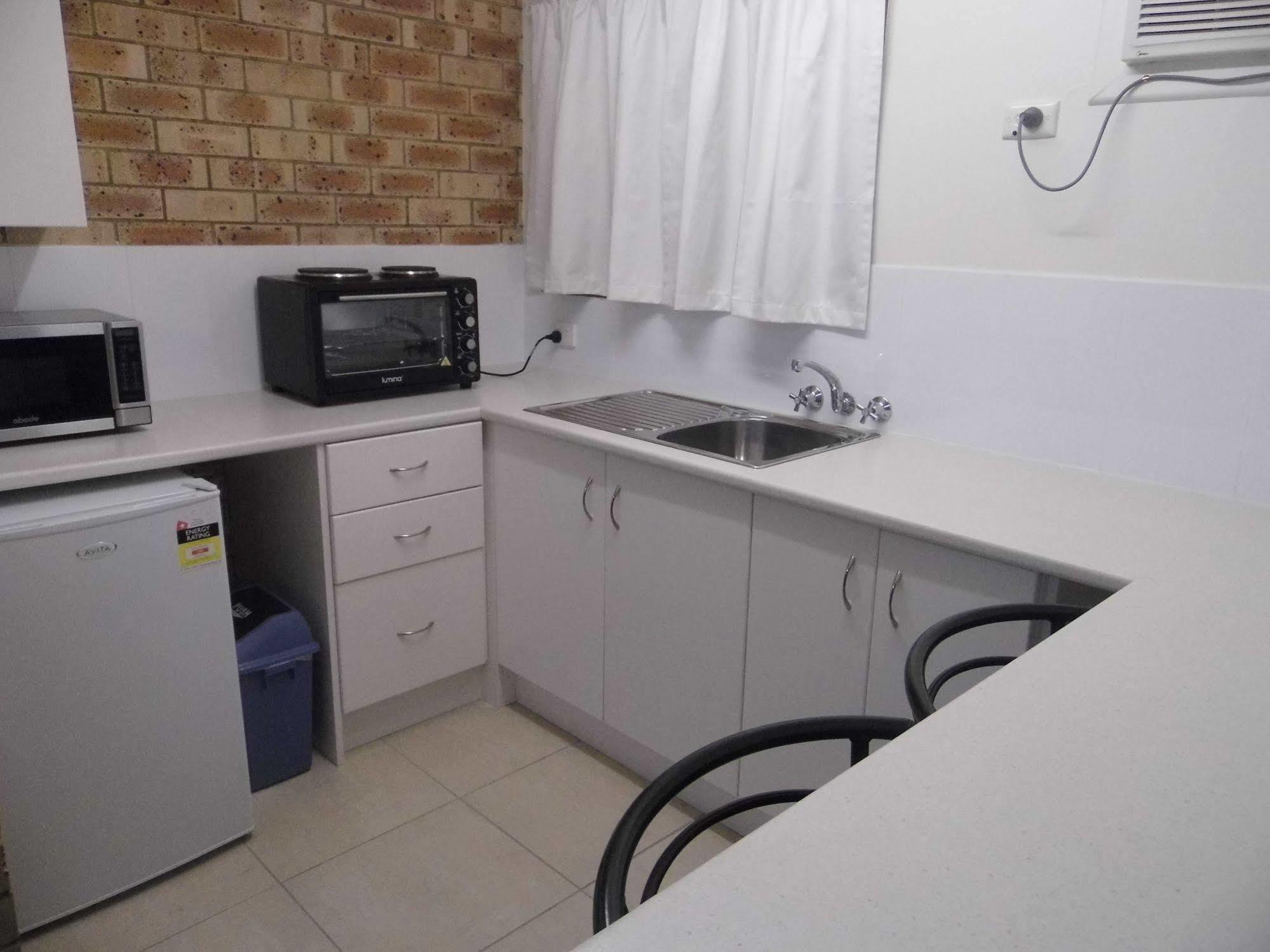 Nanango Fitzroy Motel Ngoại thất bức ảnh